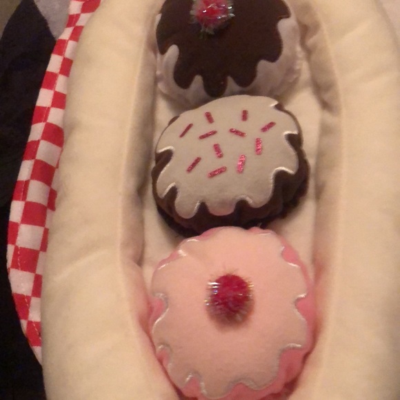 GUC ice cream sundae cat Halloween costume - Picture 4 of 5